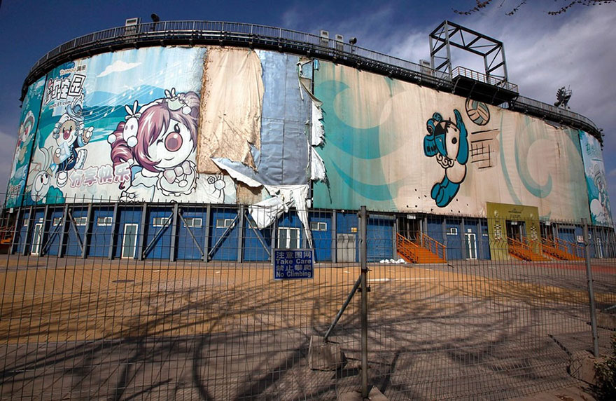 abandoned-olympic-venues-19-57a83cba30a0b__880
